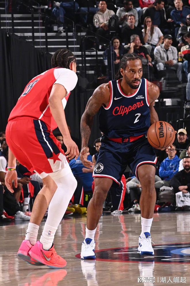 萊納德33+4快船擊敗奇才4連勝，哈登22+5+8喬治23+5