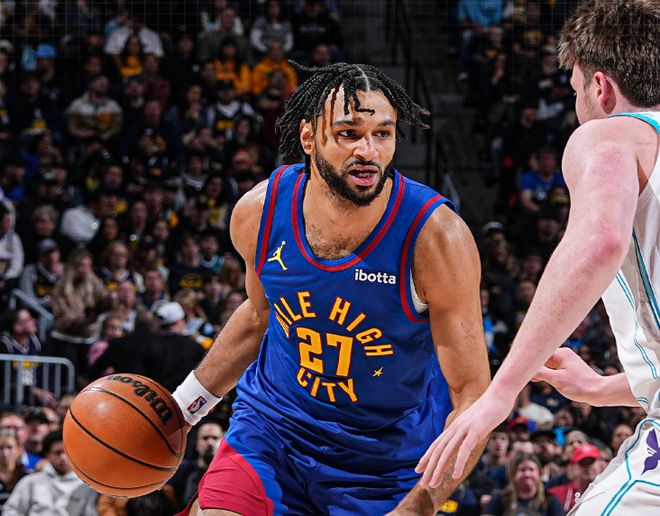 掘金主場(chǎng)不敵慘案制造機(jī)！穆雷12中7難阻慘敗，黃蜂終結(jié)交手8連敗