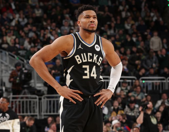 字母哥22+13+7傷退！雄鹿無緣23分逆轉(zhuǎn)殘陣掘金 近8戰(zhàn)6敗