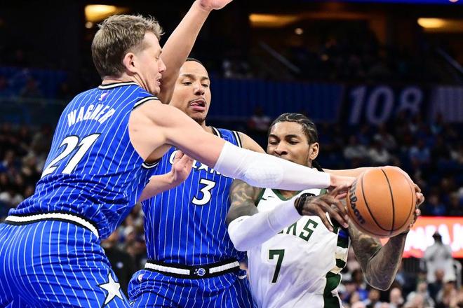 托馬斯首秀5中1！雄鹿慘負魔術(shù)結(jié)束3連勝 波特28分小瓦復(fù)出